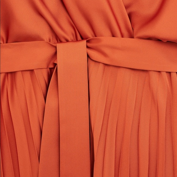Mango🔥 Pleated skirt dress satin effect - Picture 10 of 12
